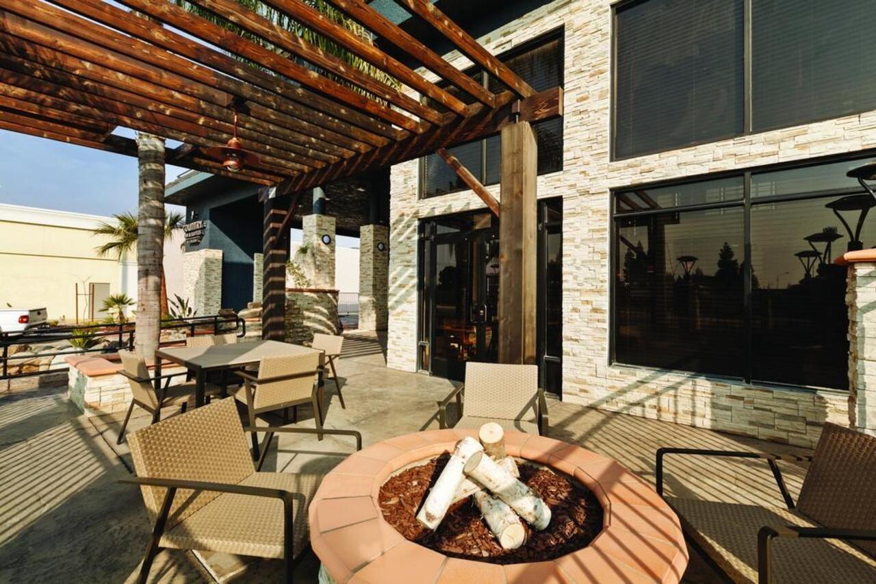 Country Inn & Suites By Radisson, Bakersfield, Ca Extérieur photo